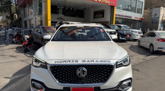 MG (Morris Garages) HS 1.5 Turbo